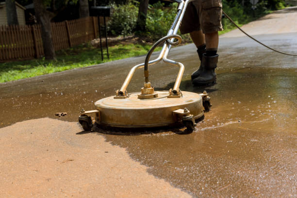 PRESSURE WASHING DRIVEWAY - J&J Detailing Services  